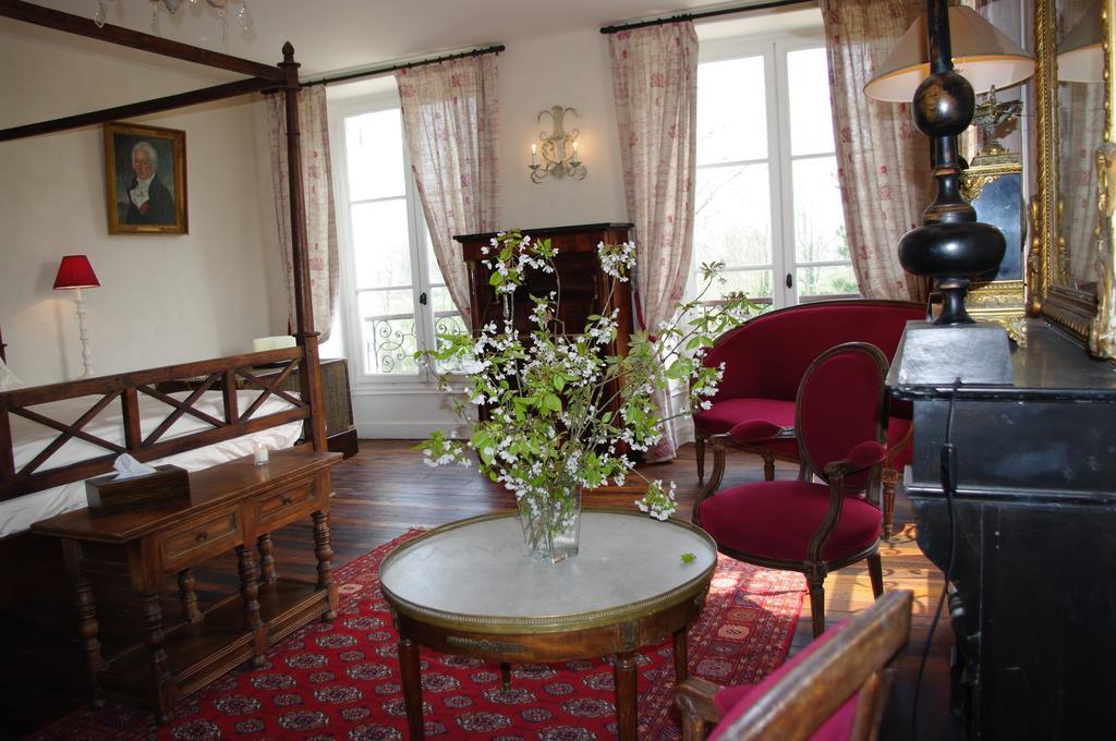 Chateau De Pommeuse Szoba fotó